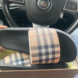 Burberry Slides 