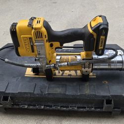 Dewalt Grease Gun