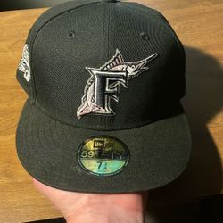 New Era Florida Marlins Hat Size 7 3/8