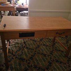 Desk With Outlets