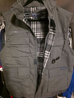 $15 Mens New Renegade Vest size L