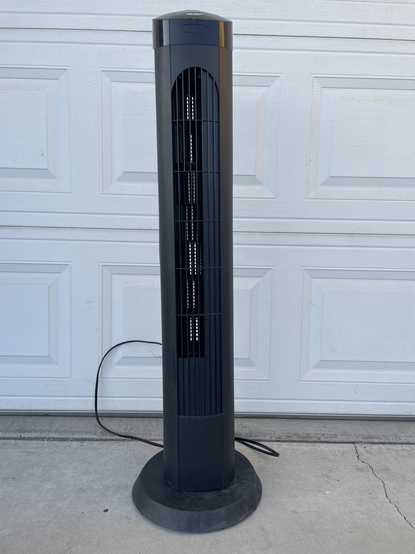 Electric cascade 40”, 4-Speed Tower Fan Height:40 inches Great Working