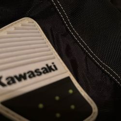 Kawasaki & sHIFT GEAR