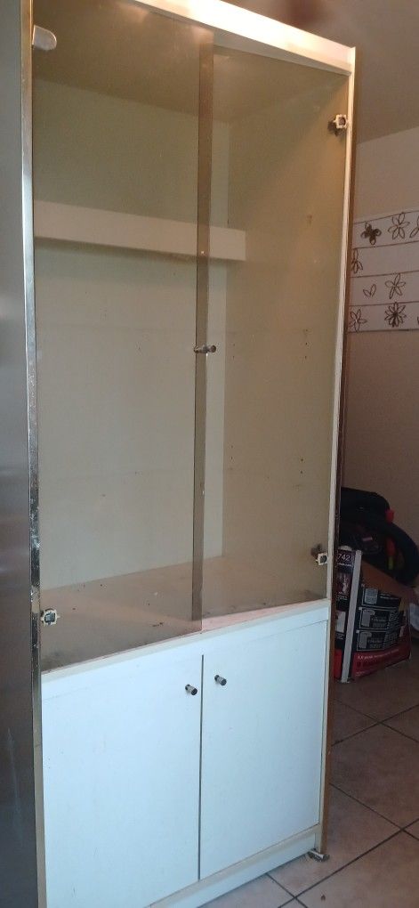 Glass Cabinet 