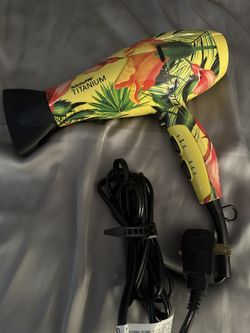 BaByliss Pro Titanium Blow dryer