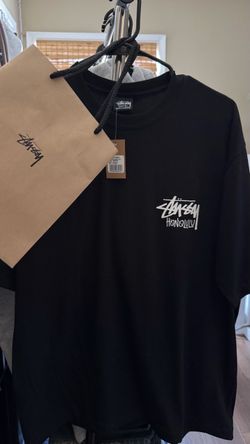 Stüssy Honolulu Black T-Shirt size Large Brand New
