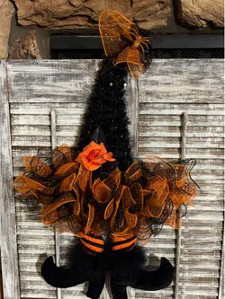 Mesh witch wreath with legs HANDMADE artificial