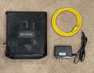 Netgear Nighthawk AC1900 WiFi Cable Modem Router (C7000v2)