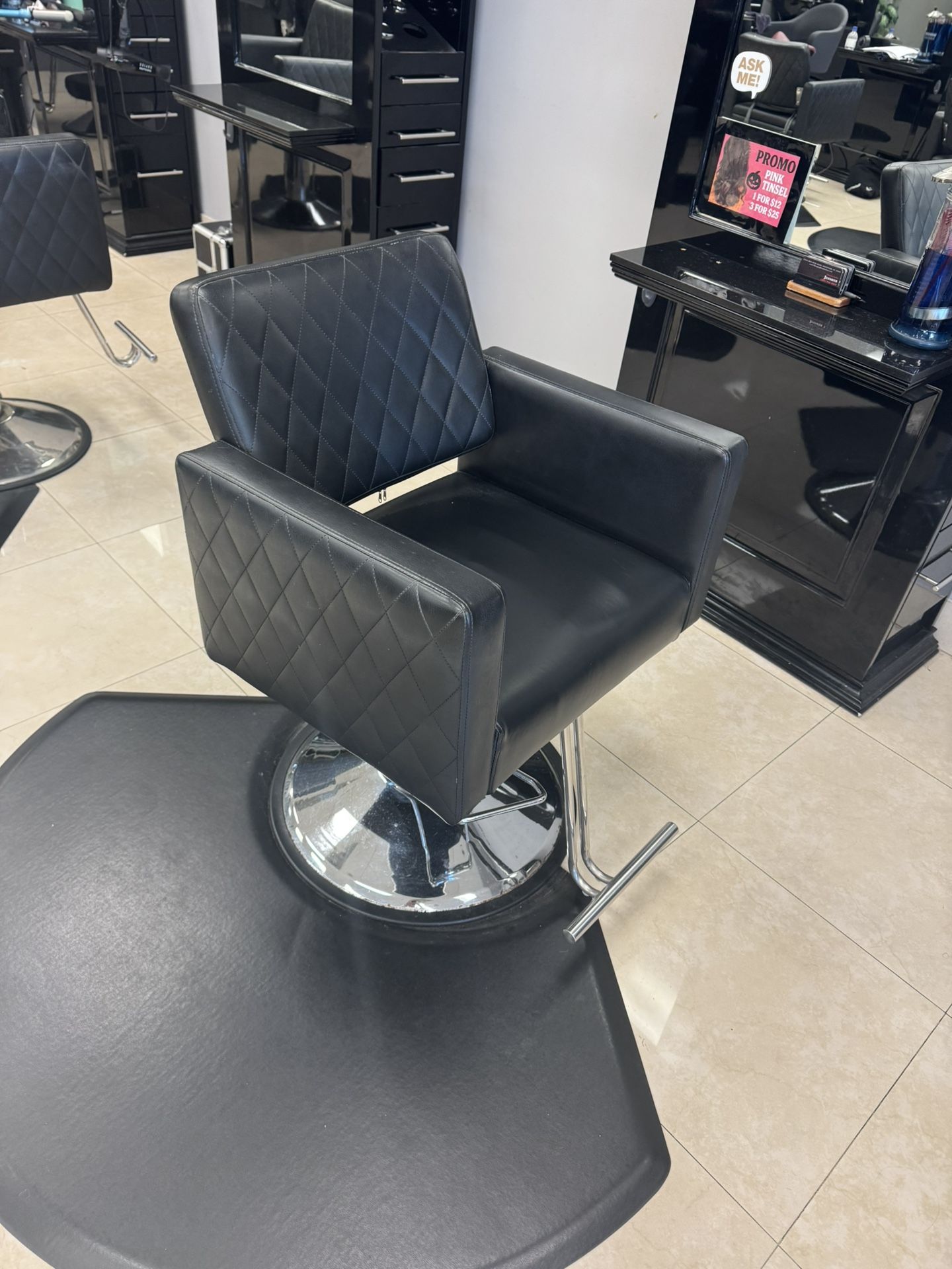 Stylist Salon Chair For Sale 