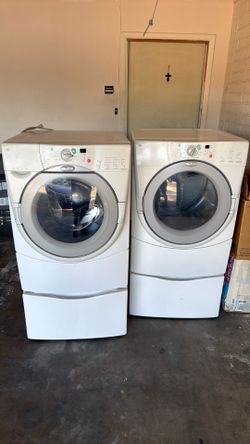 Whirlpool Duet Washer & Dryer