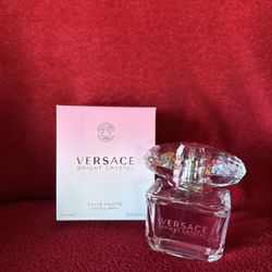 Versace Bright Crystal Perfume