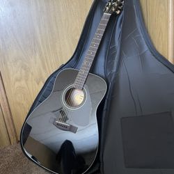 Yamaha Acoustic Guitar