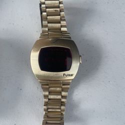  1973 PULSAR P2 Astronaut Wristwatch LED Digital Watch - All S. Steel - In BOX!