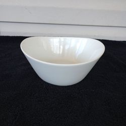 Better Homes And Gardens White Serving Bowl