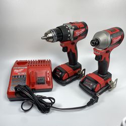 Milwauke Drill/Driver And Impact Drill Set W/ Batteries & Charger