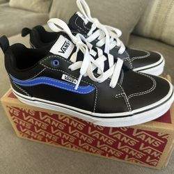 Kids Shoes Vans Size (4) Puma (3)