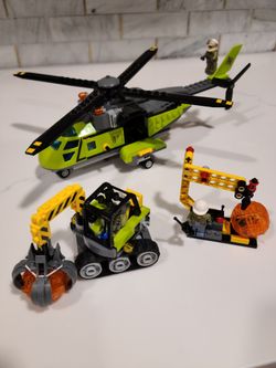 Lego City Volcano Supply Helicopter