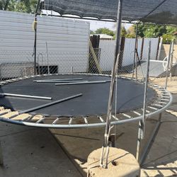 Excellent Condition Trampoline