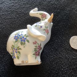 Elephant Porcelain Figurine(Handcrafted Floral Gold Trim)(4 1/2“ X 3“)