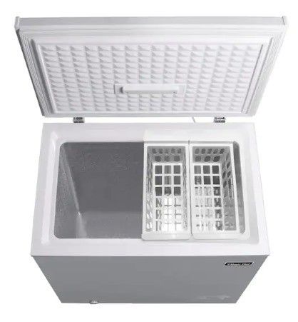 Never Used! Magic Chef 7 Cu Ft Chest Freezer In White