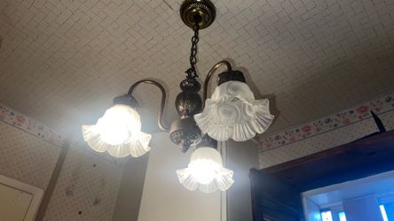 Vintage Ornate Victorian Brass 3-Arm Chandelier - Frosted Ruffled Glass Shades
