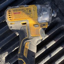 DeWalt 20V Brushless Impact Driver – DCF887