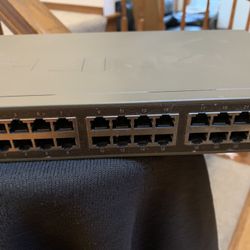 TP Link 24 Port 10/100 Rack Mounted Switch