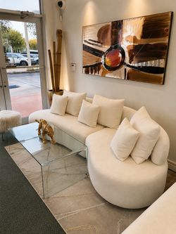 CURVED SECTIONAL IN BEIGE 🤍😍🤍