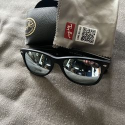 Men’s Ray-Ban Sunglasses 