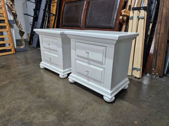 Set Of Two Night Stands
