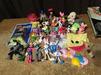 BIG LOT OF 42 FIGURES DOLLS MCDONALDS BRATZ KOOSH BENDY RABBIT TMNT TOPPS DUMBO