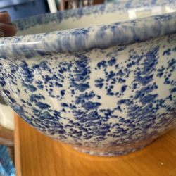 Queen Anastacia Martin Kitchen Mix Bowls