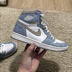 Jordan Retro 1 High Hyper Royal