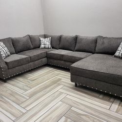 Vegas 3Pc Sectional RHF Chaise