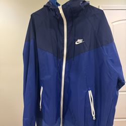 Men’s Blue Nike Windbreaker Medium
