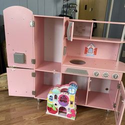 Play Kitchen