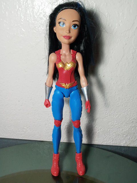 DC Super Hero Girls Action Training Wonder Woman Doll