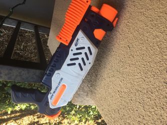 Nerf super soaker