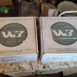 Two NEW JL Audio 13W3V34 13 inch car sub woofer speakers 