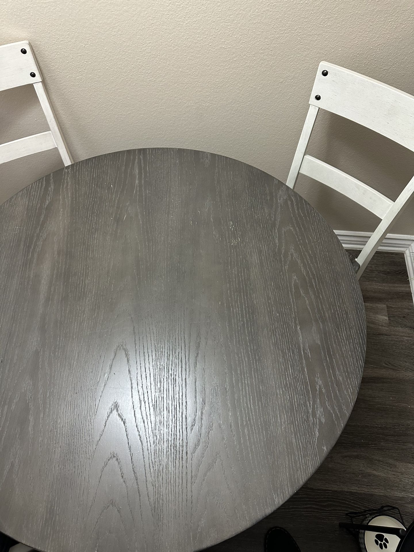 Nelling Dining Table and 4 Chairs
