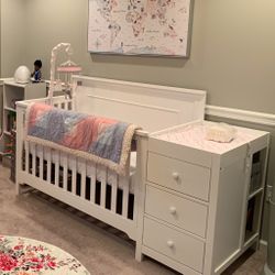 Crib with Changing Table and Drawers