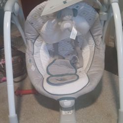 Ingenuity Convert Me 2 In 1 Compact Portable Baby Swing 2 Infant Seat. 