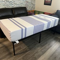 Twin XL Bed With 12 Inch memory Foam Mattress