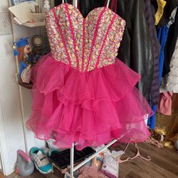 FREE pink Prome Dress 