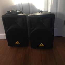 2  12  inches  BERINGER Power Speakers 