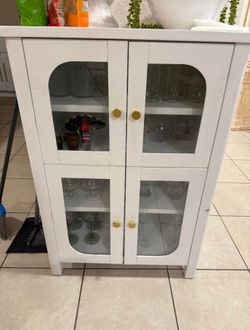 White Cabinet
