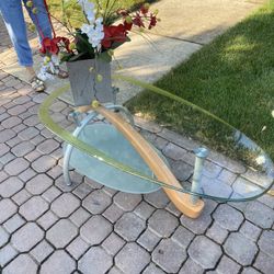 Set Of 2 Coffee Tables - Glass Top