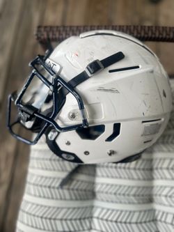 F7 medium youth helmet