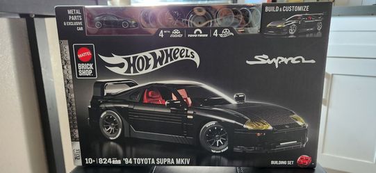 Hot Wheels Brick Shop '94 Toyota Supra MKIV
