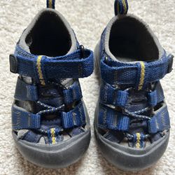 6c Blue Toddler Keens Sandals